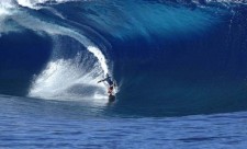 Surfing Salsa Brava wave in Puerto Viejo